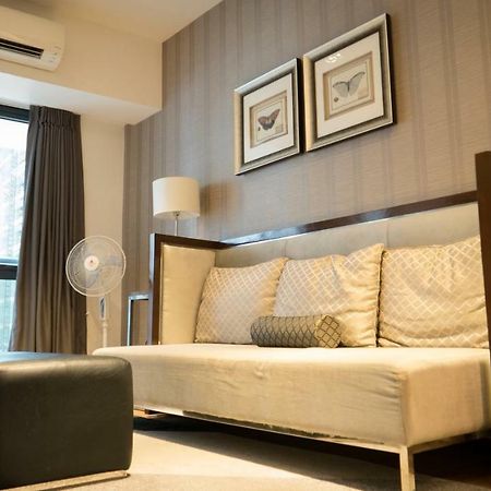 Milano Versace Suites Makati City ภายนอก รูปภาพ