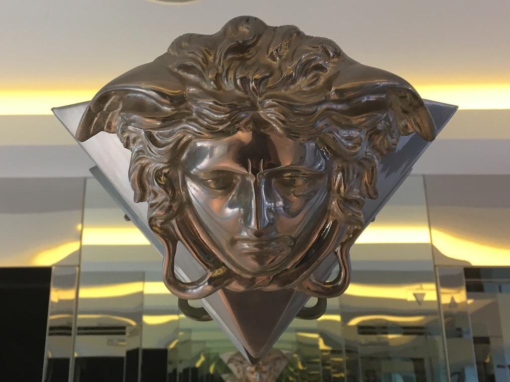 Milano Versace Suites Makati City ภายนอก รูปภาพ