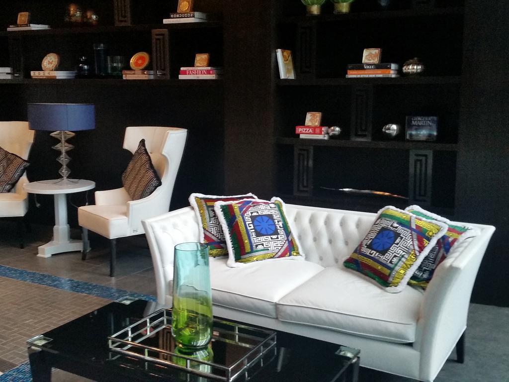 Milano Versace Suites Makati City ภายนอก รูปภาพ