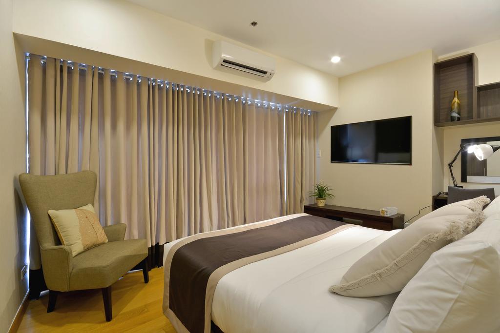 Milano Versace Suites Makati City ภายนอก รูปภาพ