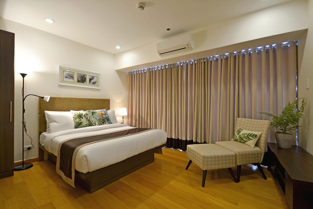 Milano Versace Suites Makati City ภายนอก รูปภาพ