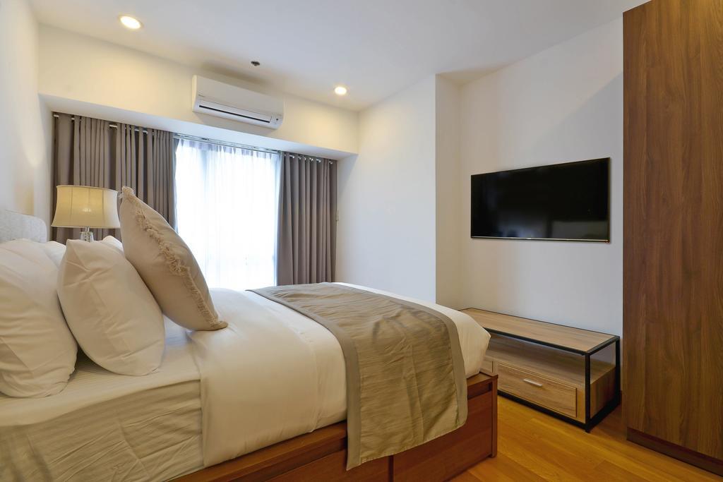 Milano Versace Suites Makati City ภายนอก รูปภาพ