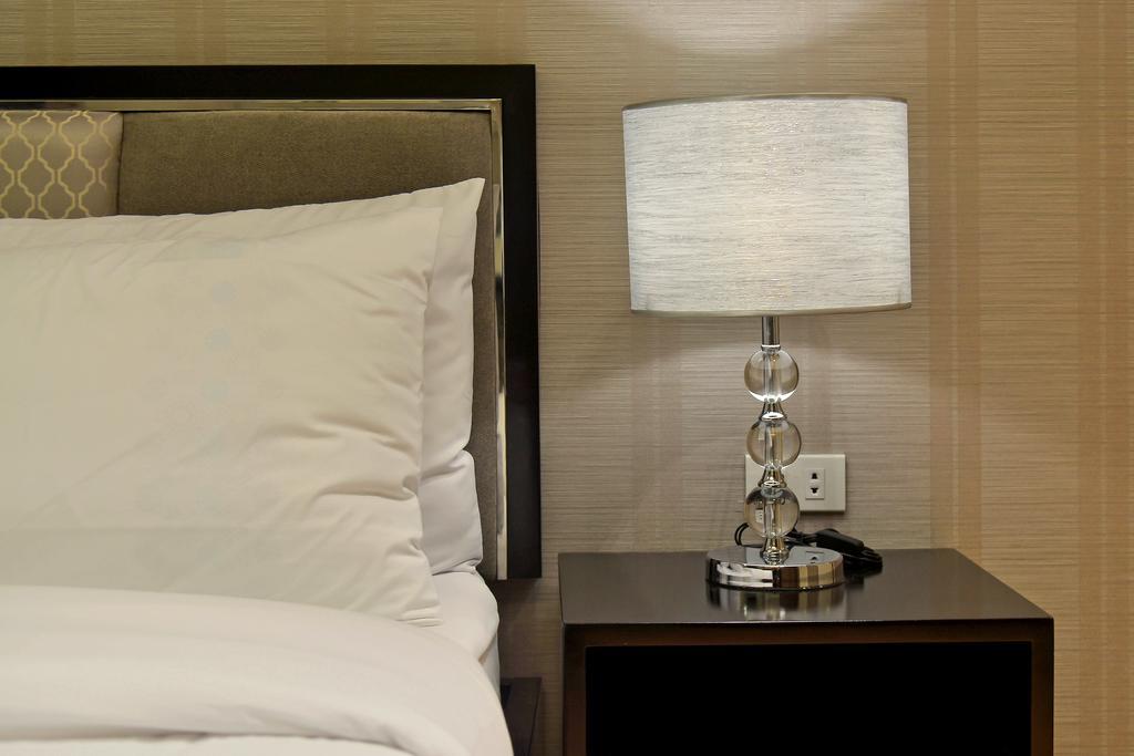 Milano Versace Suites Makati City ภายนอก รูปภาพ