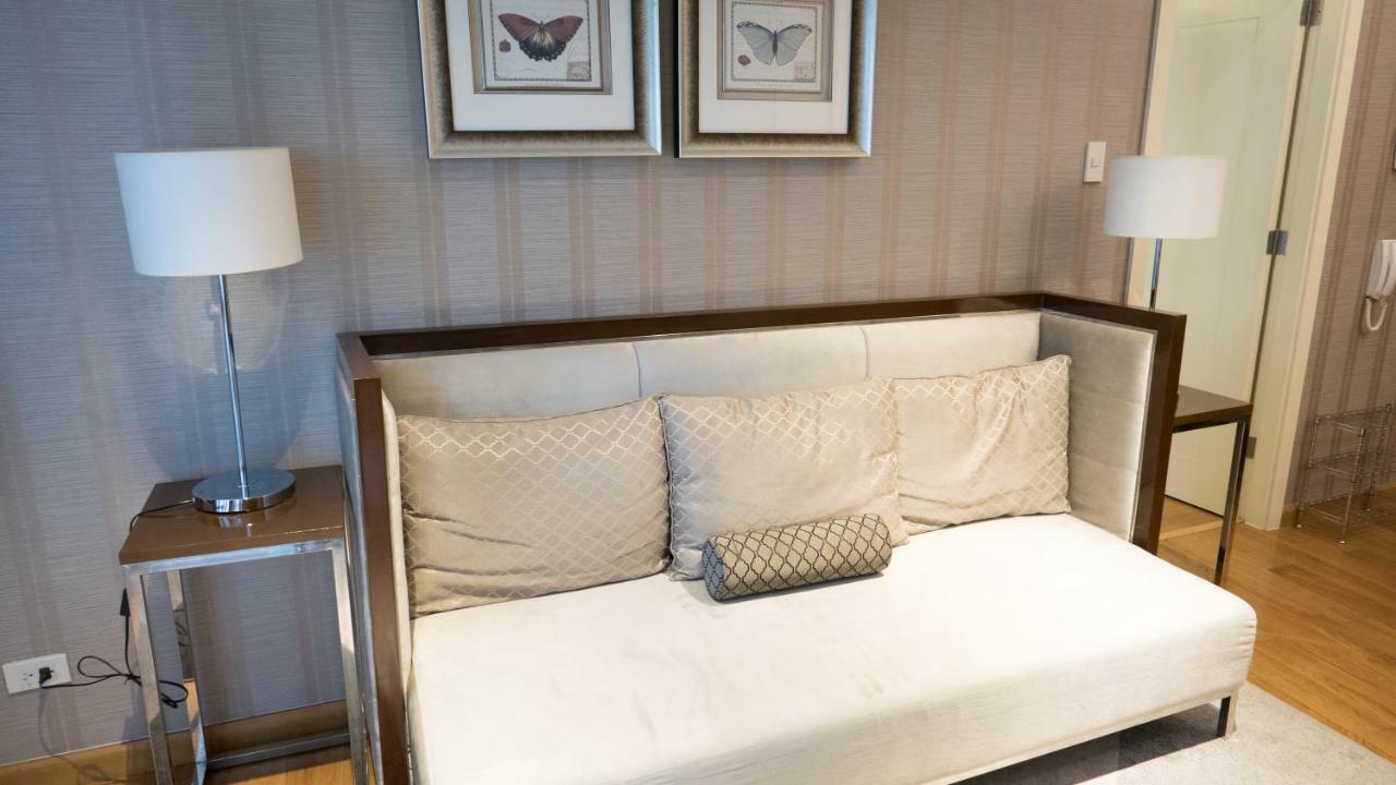 Milano Versace Suites Makati City ภายนอก รูปภาพ